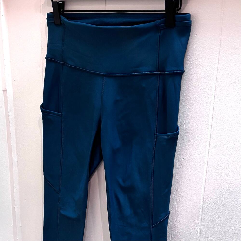 Lululemon Fast and Free High-Rise Thermal Tight 25" (5 Pocket) in Green Jasper - Picture 6 of 7